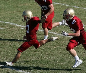 kaiyun登录-掌声为敌响起，当尤文图斯球迷为本泽马的破荒而歌，尤文主场响起掌声，致敬对手本泽马破荒时刻